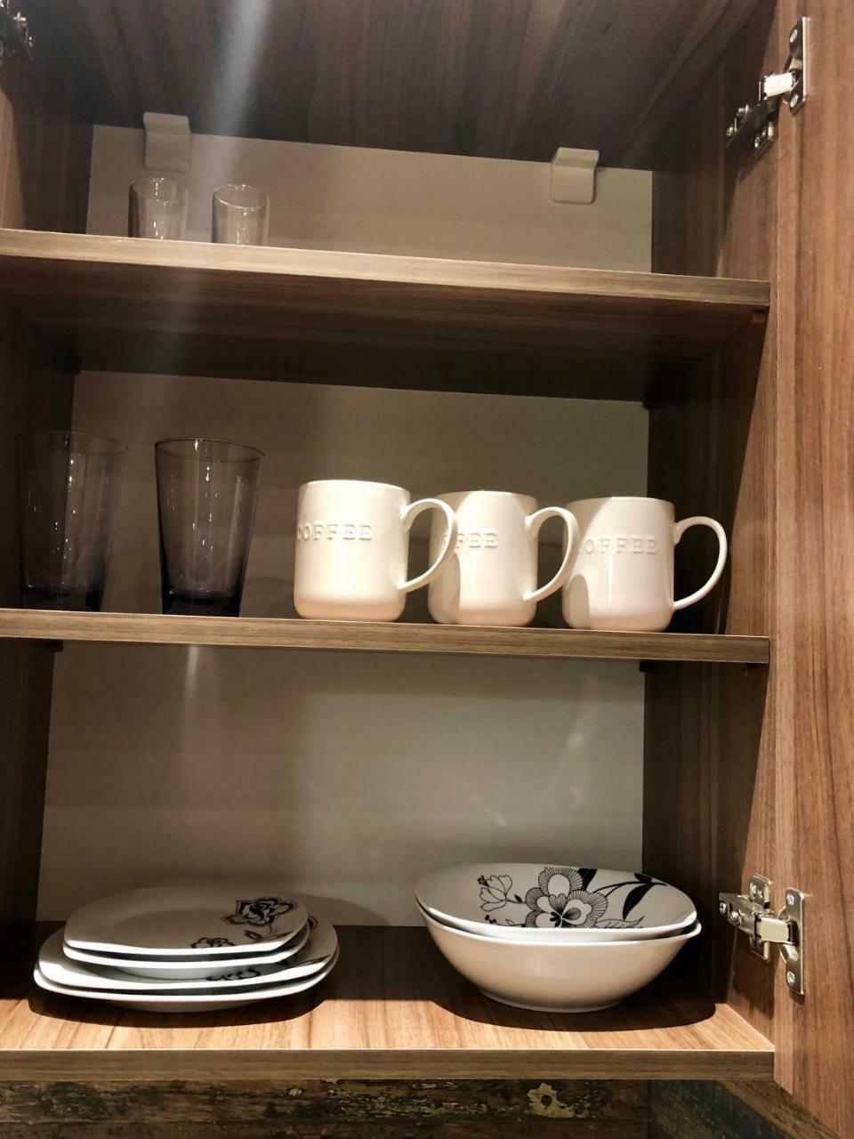 Cozy Bright Apartment With Amazing Sea View 巴统 外观 照片